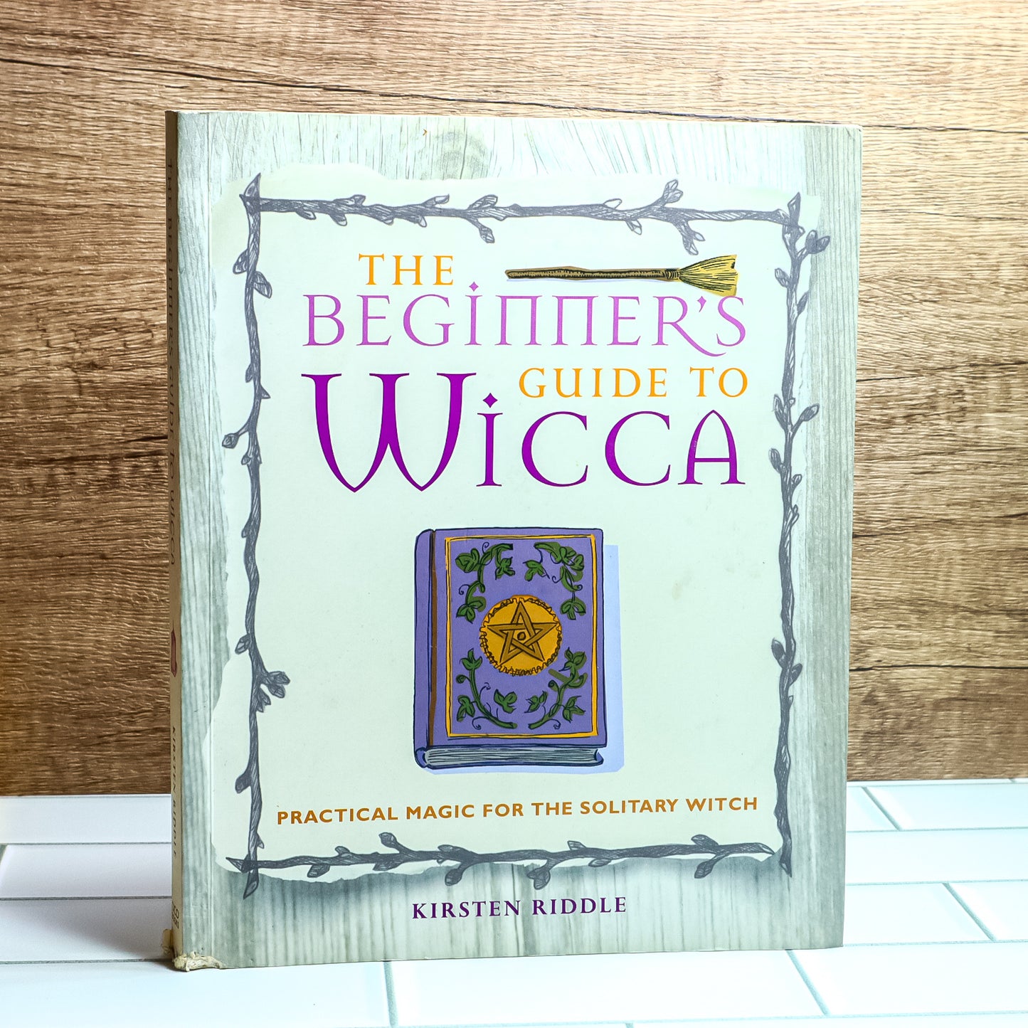 The Beginners Guide To Wicca Used Book